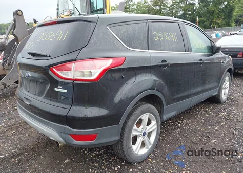 2013 Ford Escape Se z USA, uszkodzony, nr VIN 1FMCU0GX8DUD06460